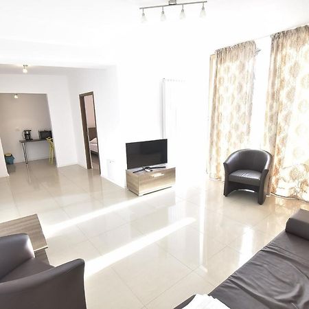 Vilagio Apartments Năvodari Eksteriør billede